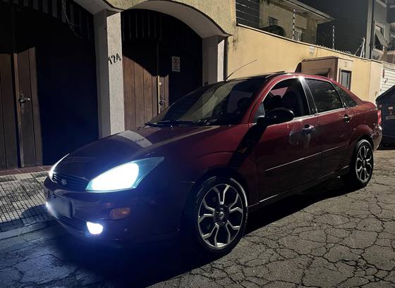 FORD FOCUS 2.0 GHIA SEDAN 16V GASOLINA 4P AUTOMÁTICO
